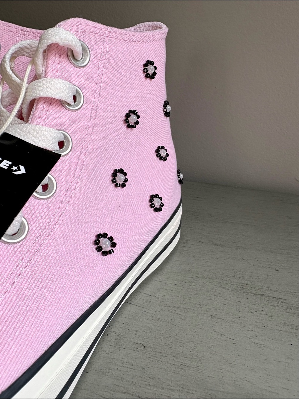 Converse Chuck Taylor All Star High Top Pink Beaded Floral Sneaker Women 8.5 - Picture 6 of 15